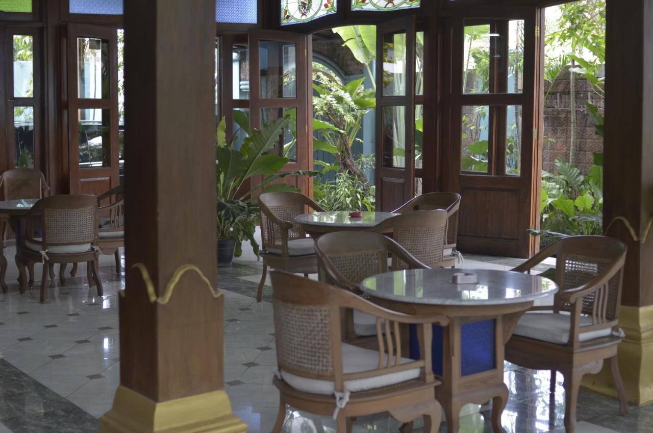Prabu Langenastran Lor Villa *